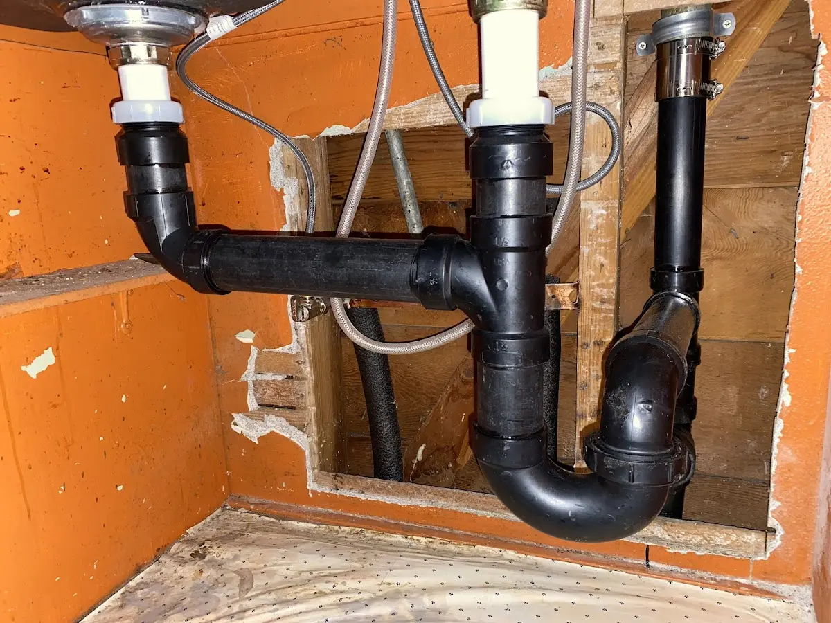 Professional Pipe Bursting equipment and tools on the job in Combined Locks